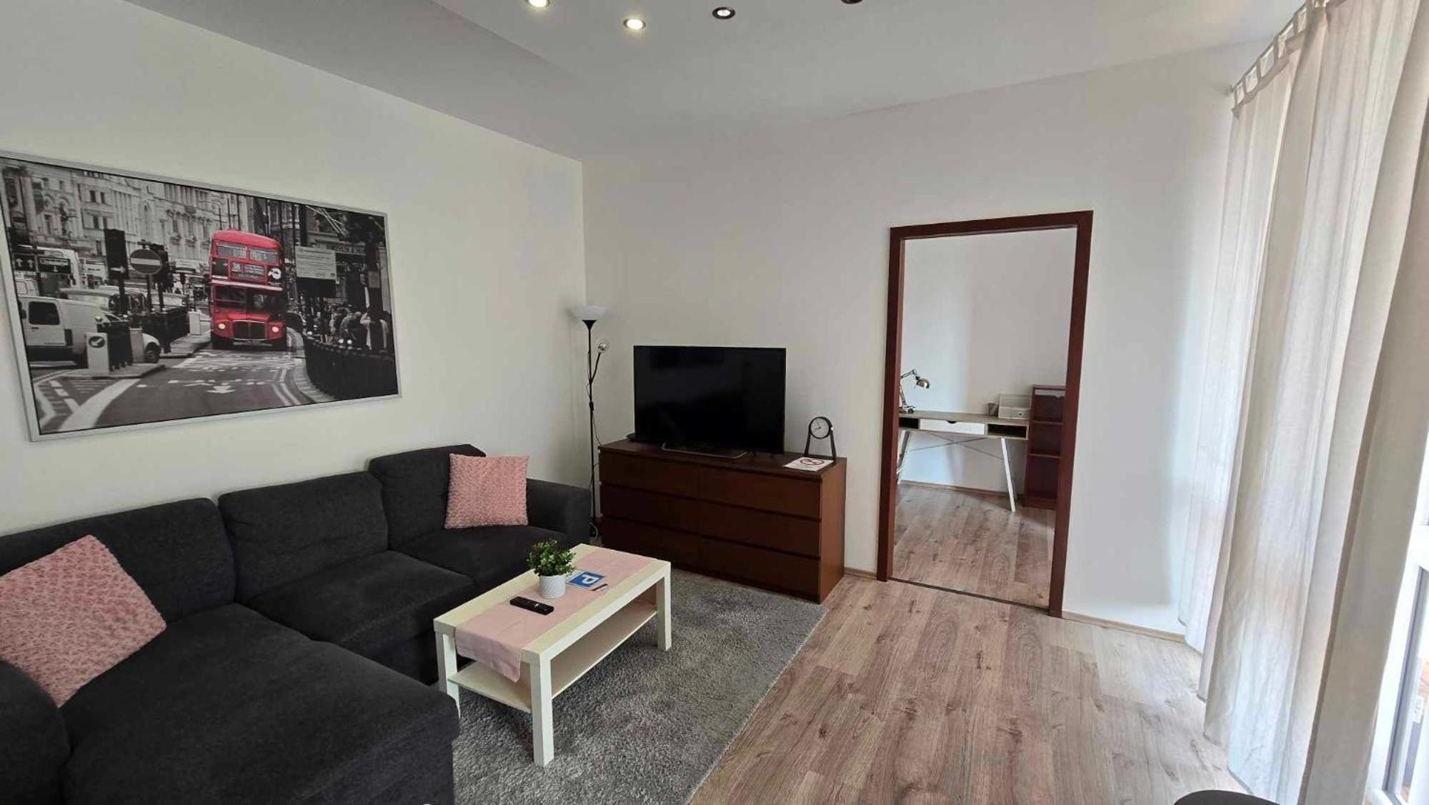 Aqua Apartman Tiszaujvaros Exterior photo